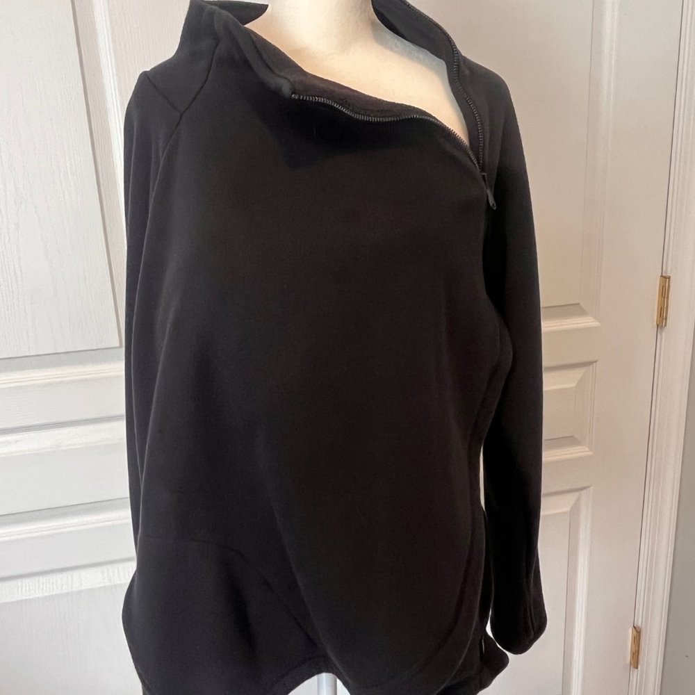 Athleta Women's Cozy Karma Asymmetrical Sweatshirt